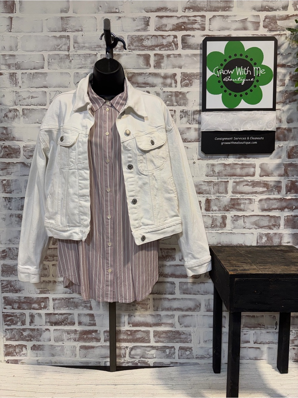 Old Navy White Denim Jacket - Women's Boxy Trucker